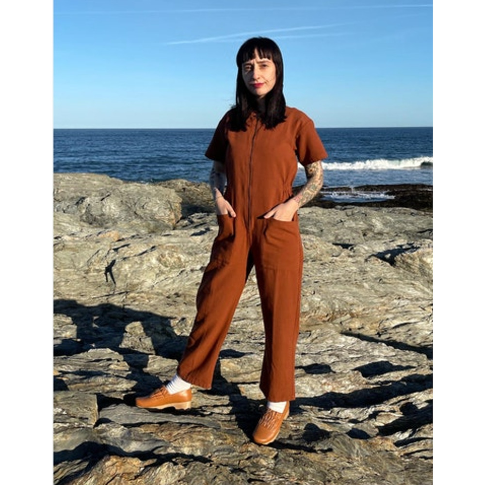 Women’s Short-Sleeve Utility Jumpsuit in Rust